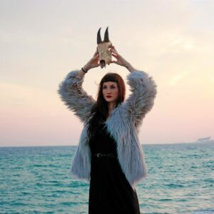 Envie d’un plan cul à Echirolles ? Justine est là pour toi ! rencontre-Milf-Fontenay-le-Comte