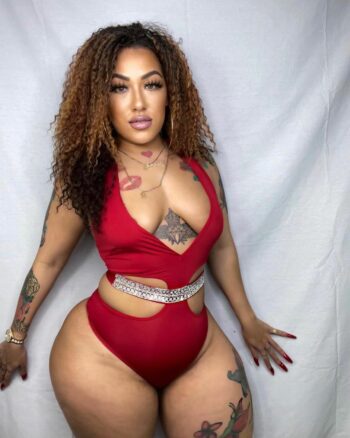 Comme dans ‘Nuit Blanche’ de Léo Ferré, rencontre femme Abbeville pour murmures mélancoliques et tendres au téléphone rencontre