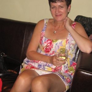 Ma pote m’a secouée et… Véronique - rencontre-MILF-Aix-en-Provence