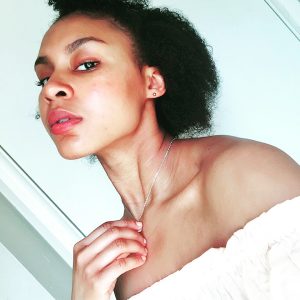 Je suis partante pour une belle aventure sans prise de tête Kadija - rencontre-Milf-Besançon