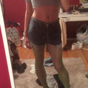 Fille solaire cherche chaleur humaine à Annecy Charlotte - rencontre-Teen-Annecy