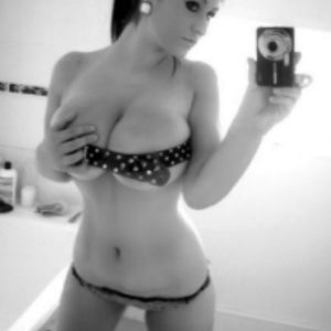 Valeria - rencontre-Libertine-Nîmes