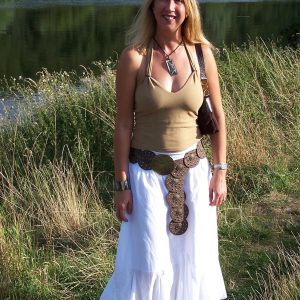 Toi, l’insomniaque qui cherche de l’excitation Nina - rencontre-MILF-Meaux