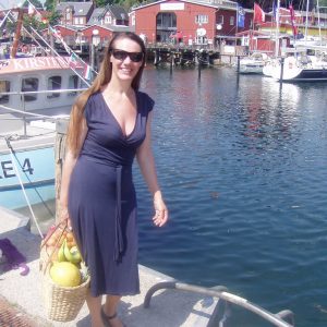 Je fête mes 42 ans avec du fun Kenza - rencontre-Libertine-Rennes