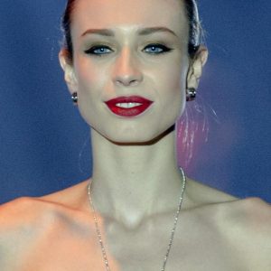 Prête à lâcher prise ce soir Coralie - rencontre-Naturiste-Angers