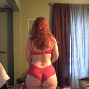 Kenza, 28 ans, cherche un mec pour des scénos hard à Nîmes Kenza - rencontre-Teen-Nîmes